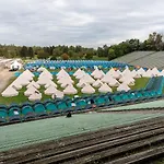Oktoberfest Wiesn Camp 럭셔리텐트 뮌헨