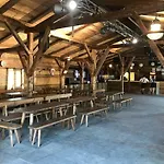 Oktoberfest Wiesn Camp Lüks kamp alanı Münih